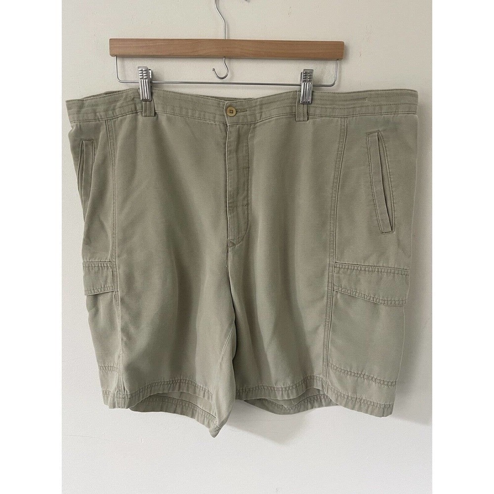 Tommy Bahama Chino Utility Cargo Military Khaki Shorts Size 42